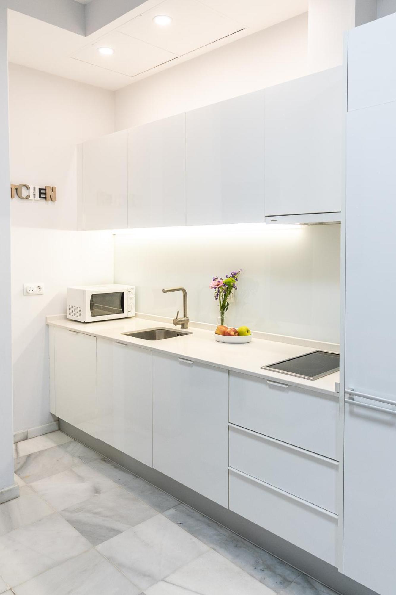 Apartamento Triana Deluxe Con Patio Privado Sevilla Buitenkant foto