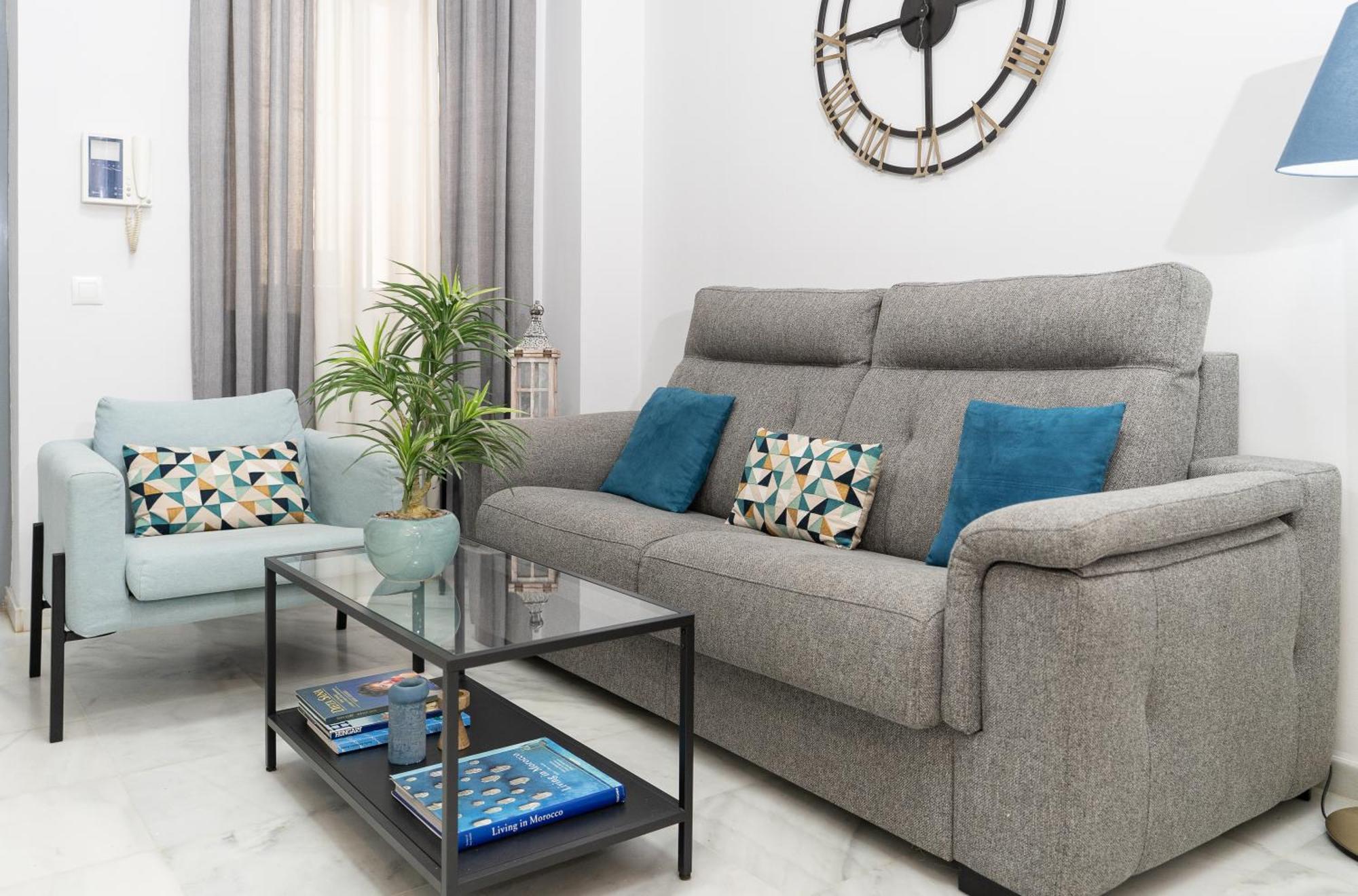 Apartamento Triana Deluxe Con Patio Privado Sevilla Buitenkant foto